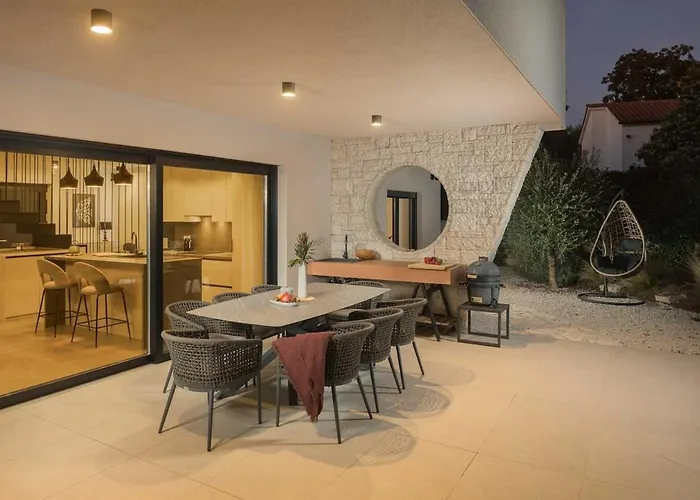 Luxury Mapejana By Vacayvillas