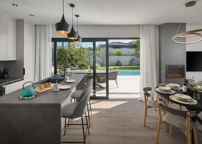 Luxury Mapejana By Vacayvillas