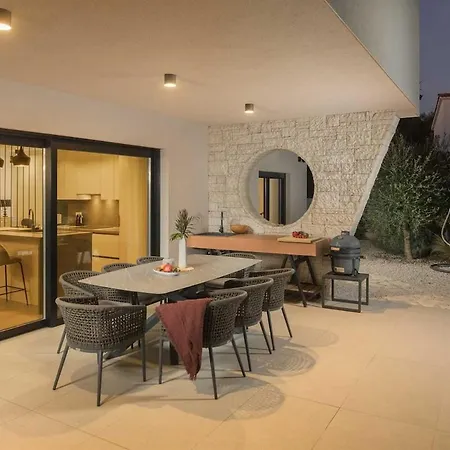 Luxury Mapejana By Vacayvillas